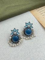 Load image into Gallery viewer, KRISHA STUD EARRINGS