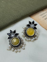 Load image into Gallery viewer, KRISHA STUD EARRINGS