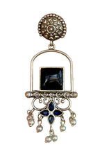 Load image into Gallery viewer, Coral Dangler Earrings