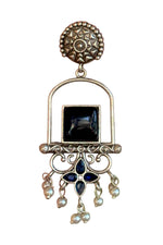 Load image into Gallery viewer, Coral Dangler Earrings