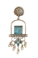 Load image into Gallery viewer, Coral Dangler Earrings