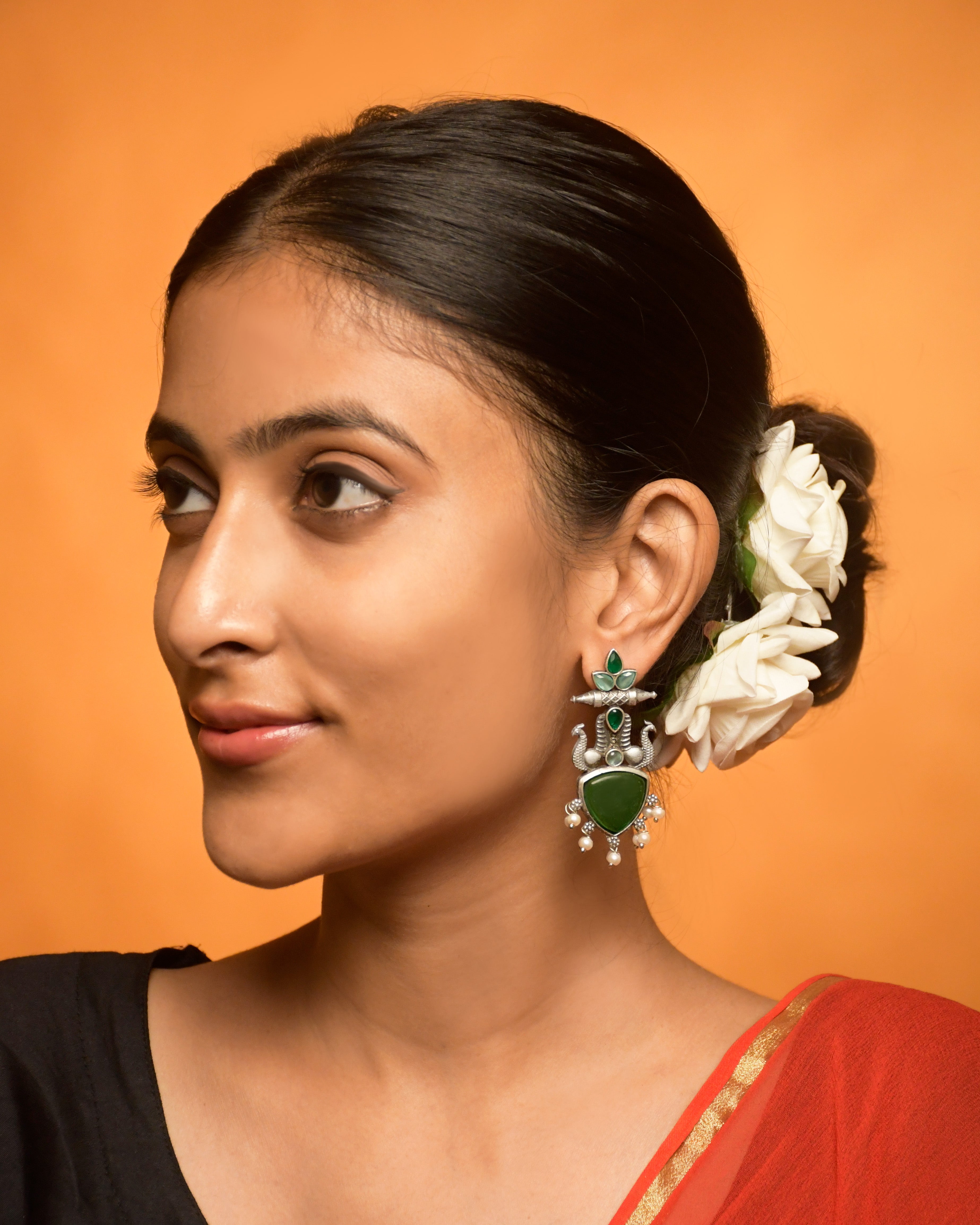 KIARA OVERSIZED SILVER LOOKLIKE STUD EARRINGS