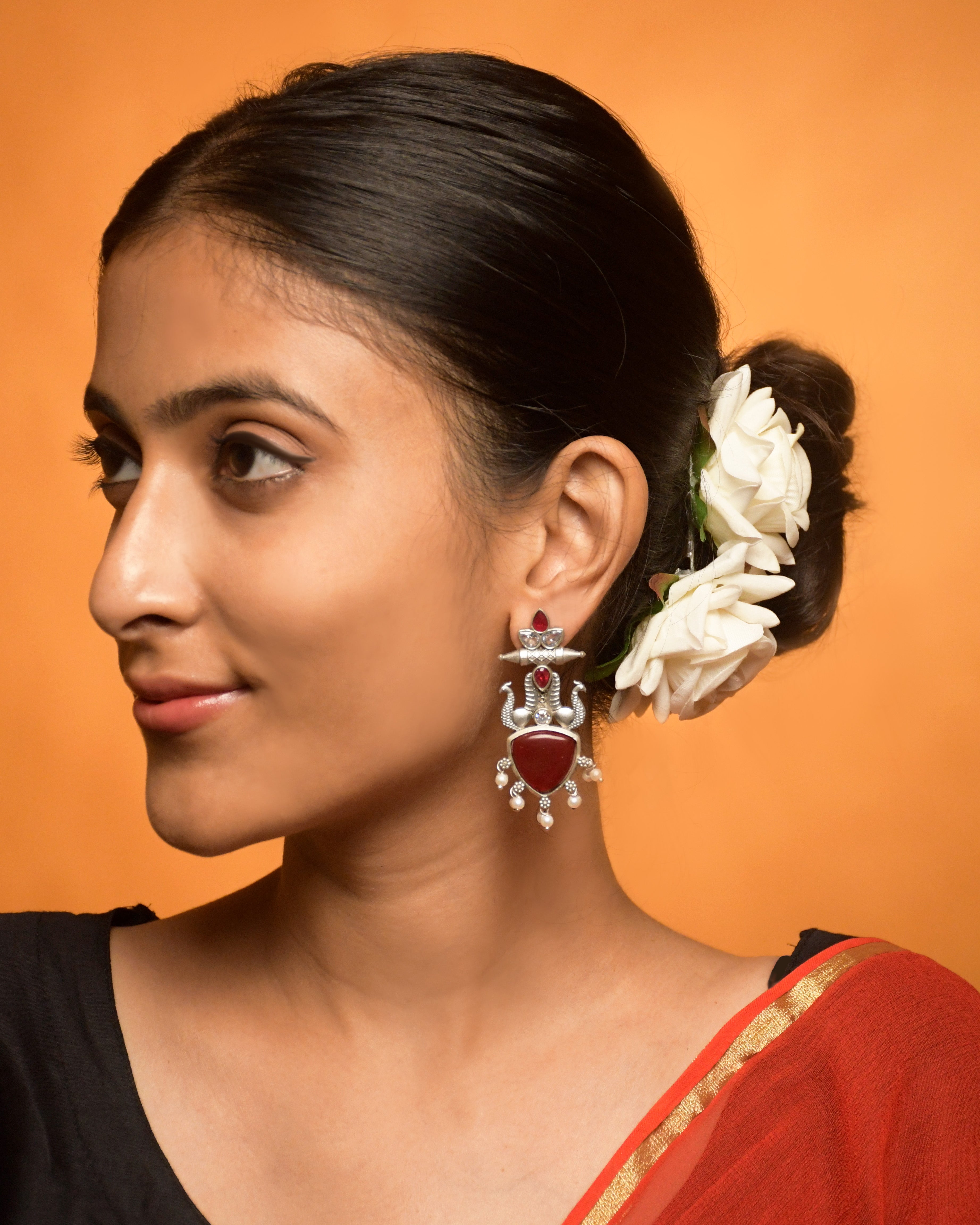 KIARA OVERSIZED SILVER LOOKLIKE STUD EARRINGS