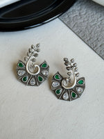 Load image into Gallery viewer, Roohi stud Earrings