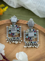 Load image into Gallery viewer, VISHVA DANGLER EARRINGS