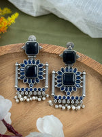 Load image into Gallery viewer, VISHVA DANGLER EARRINGS