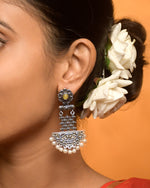 Load image into Gallery viewer, Anaya Dangler Earrings