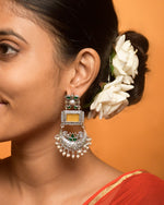 Load image into Gallery viewer, AROHI DANGLER EARRINGS