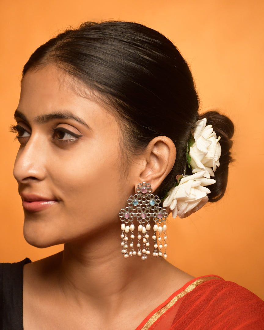 NITHYA DANGLER EARRINGS