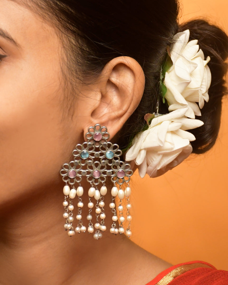 NITHYA DANGLER EARRINGS