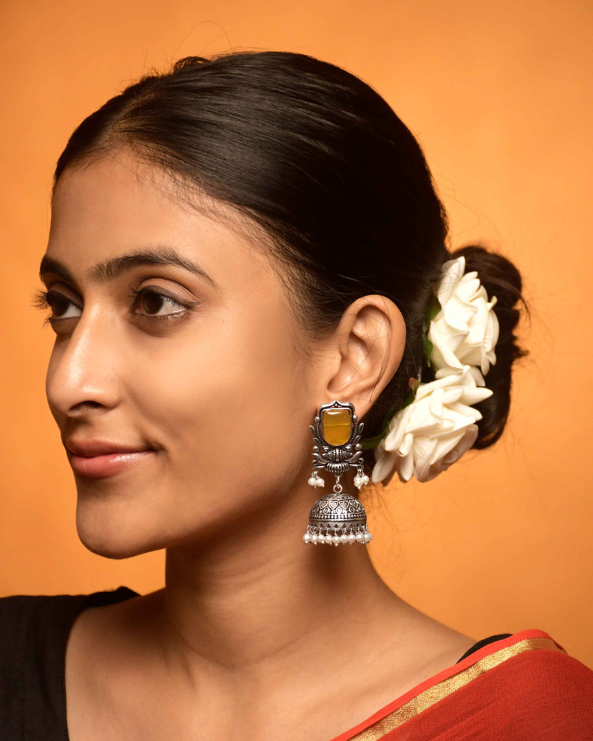 Ihana Jhumka Earrings
