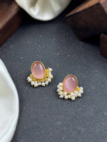 Load image into Gallery viewer, Roohi Golden Stud Earrings