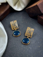Load image into Gallery viewer, Mihira Golden Stone Earrings