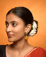 Load image into Gallery viewer, Mihira Golden Earrings