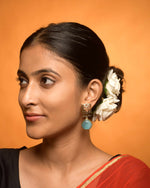 Load image into Gallery viewer, Mihira Golden Stone Earrings
