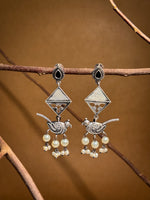 Load image into Gallery viewer, Parrot Dangler Stone Earrings