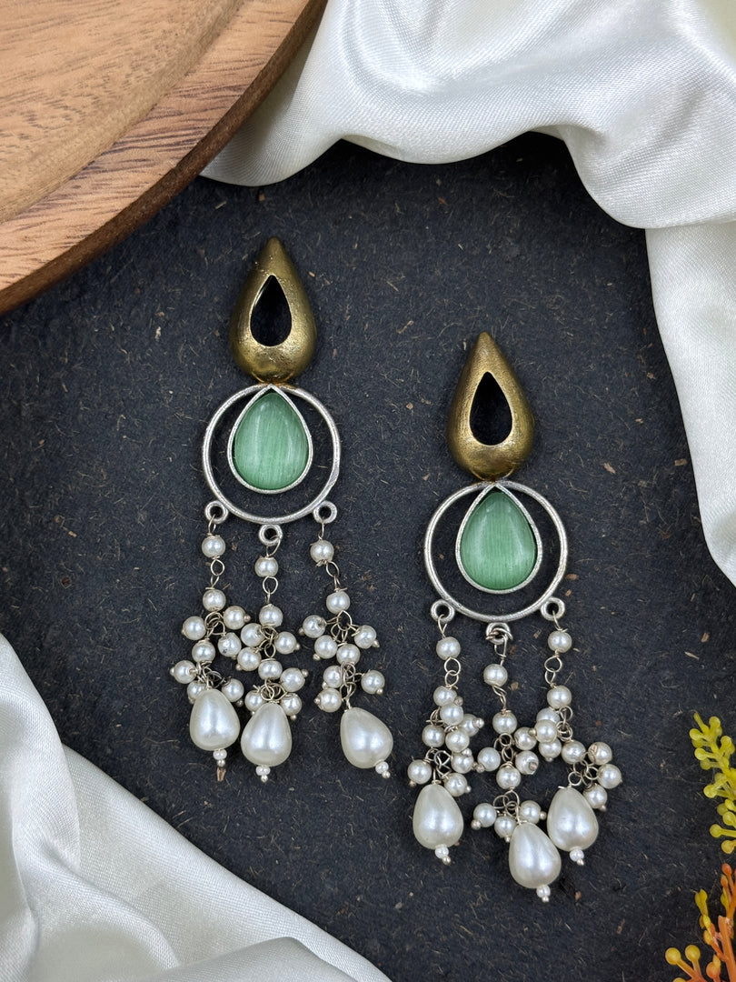 Noir Pearl Stone Earrings