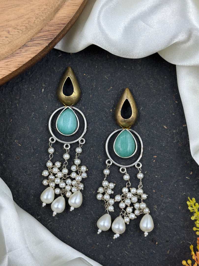 Noir Pearl Stone Earrings