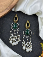 Load image into Gallery viewer, Noir Pearl Stone Earrings