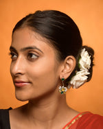 Load image into Gallery viewer, Maahi Dangler Earrings