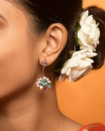 Load image into Gallery viewer, Maahi Dangler Earrings