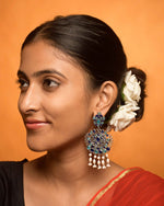 Load image into Gallery viewer, Tanvi Stone Earrings