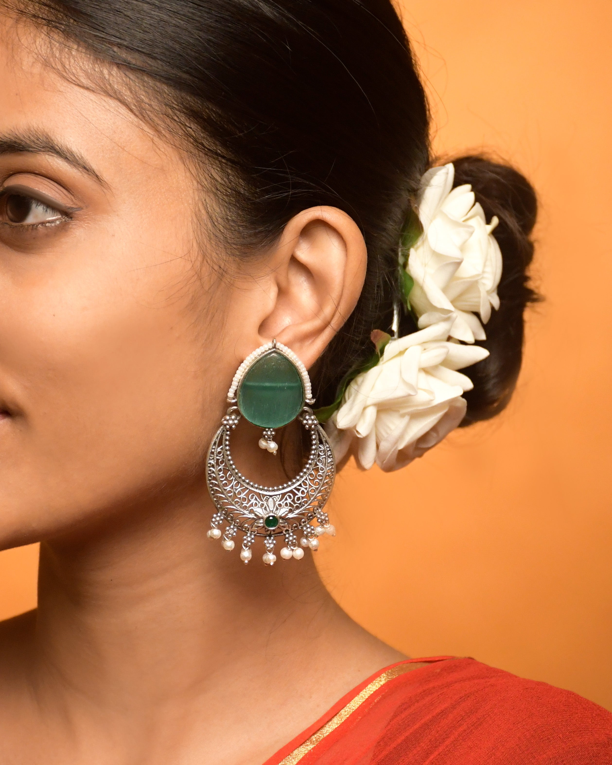 NIYA STONE DANGLER EARRINGS