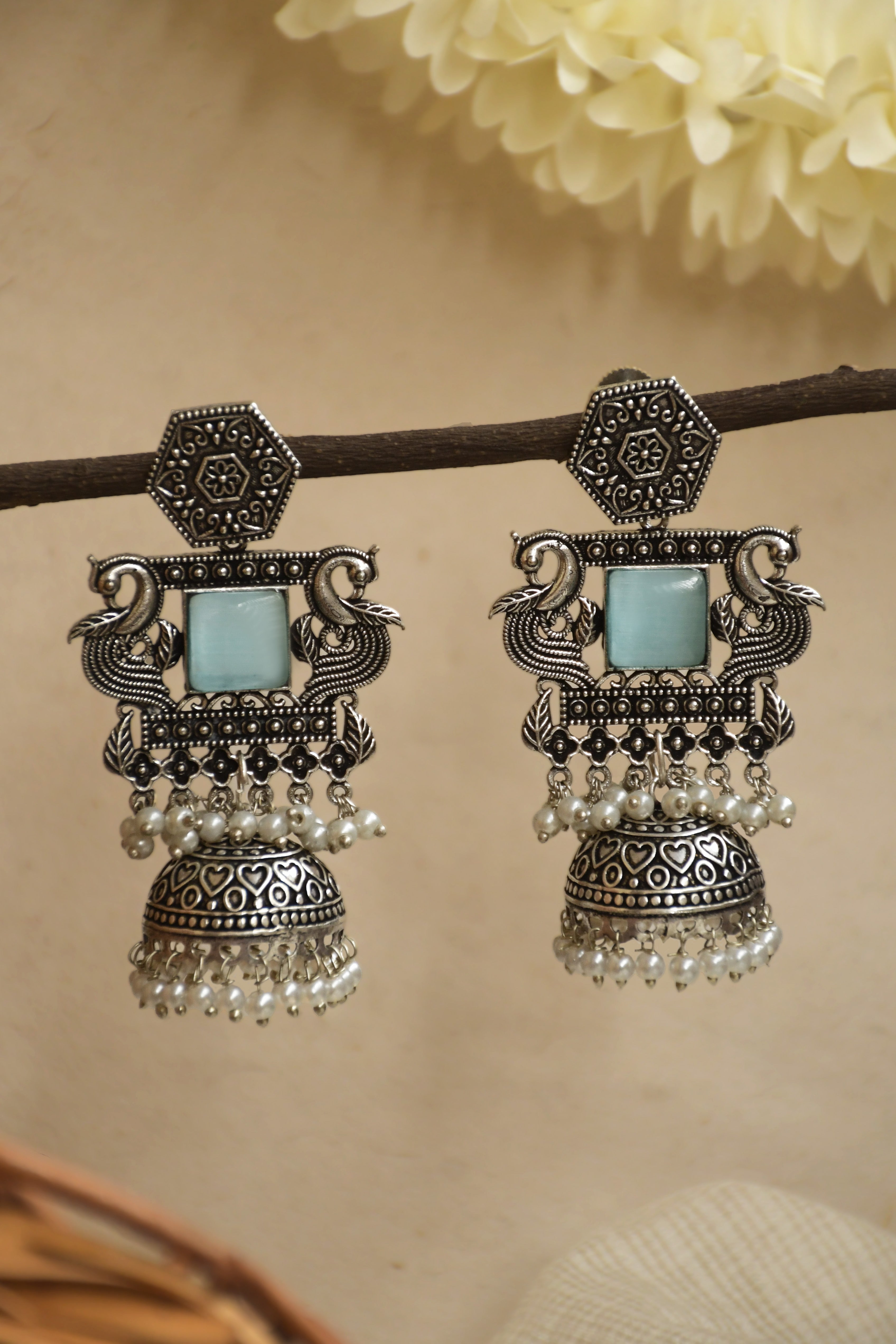 AARIKA STONE JHUMKA EARRINGS