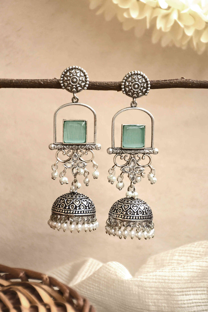 Aanvi Jhumka Stone Earrings