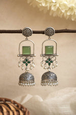 Load image into Gallery viewer, Aanvi Jhumka Stone Earrings