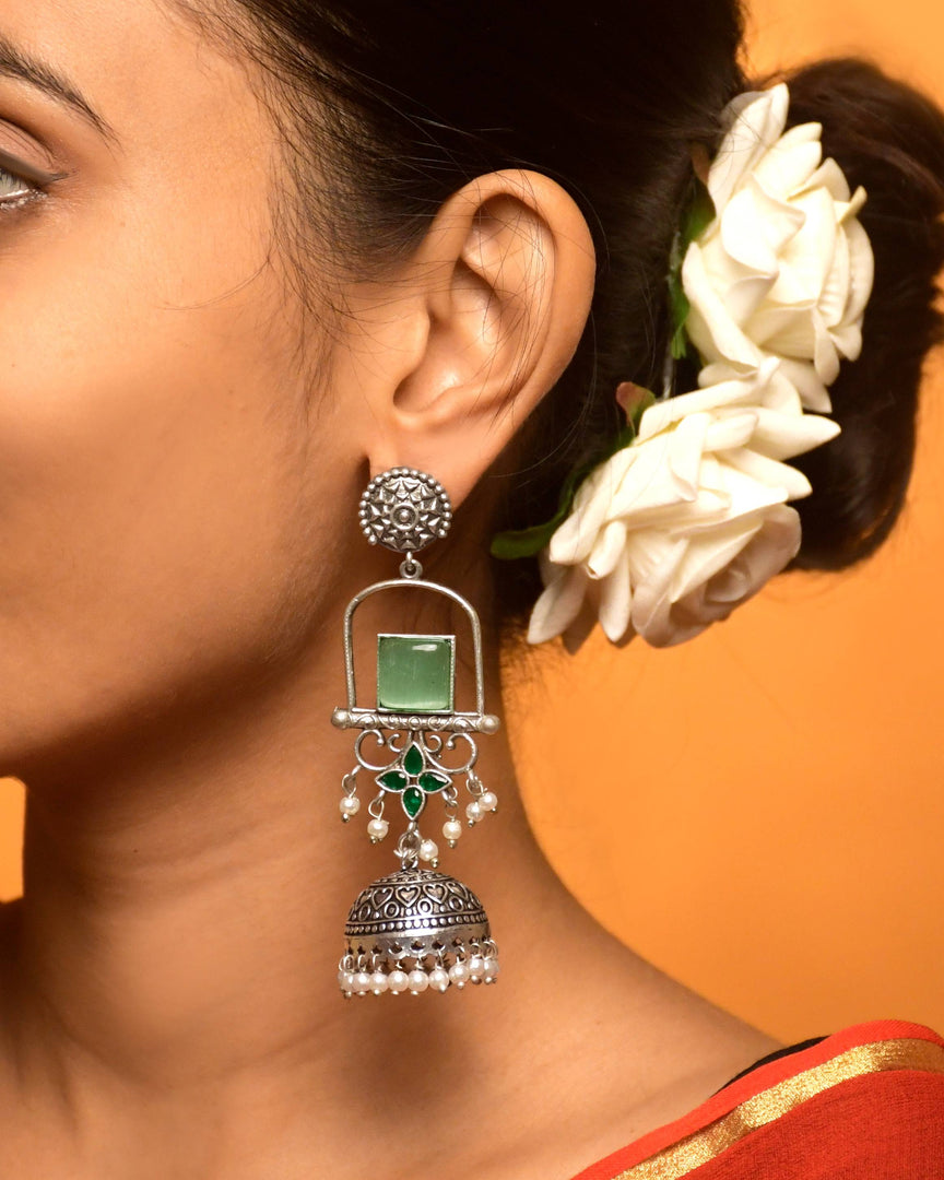 Aanvi Jhumka Stone Earrings