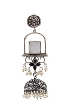 Load image into Gallery viewer, Aanvi Jhumka Stone Earrings