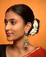 Load image into Gallery viewer, Aanvi Jhumka Stone Earrings