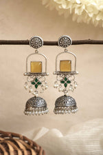 Load image into Gallery viewer, Aanvi Jhumka Stone Earrings