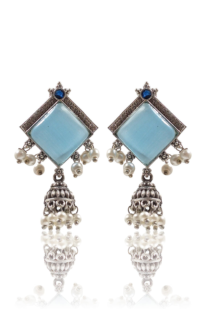Aashavi Stone Earrings