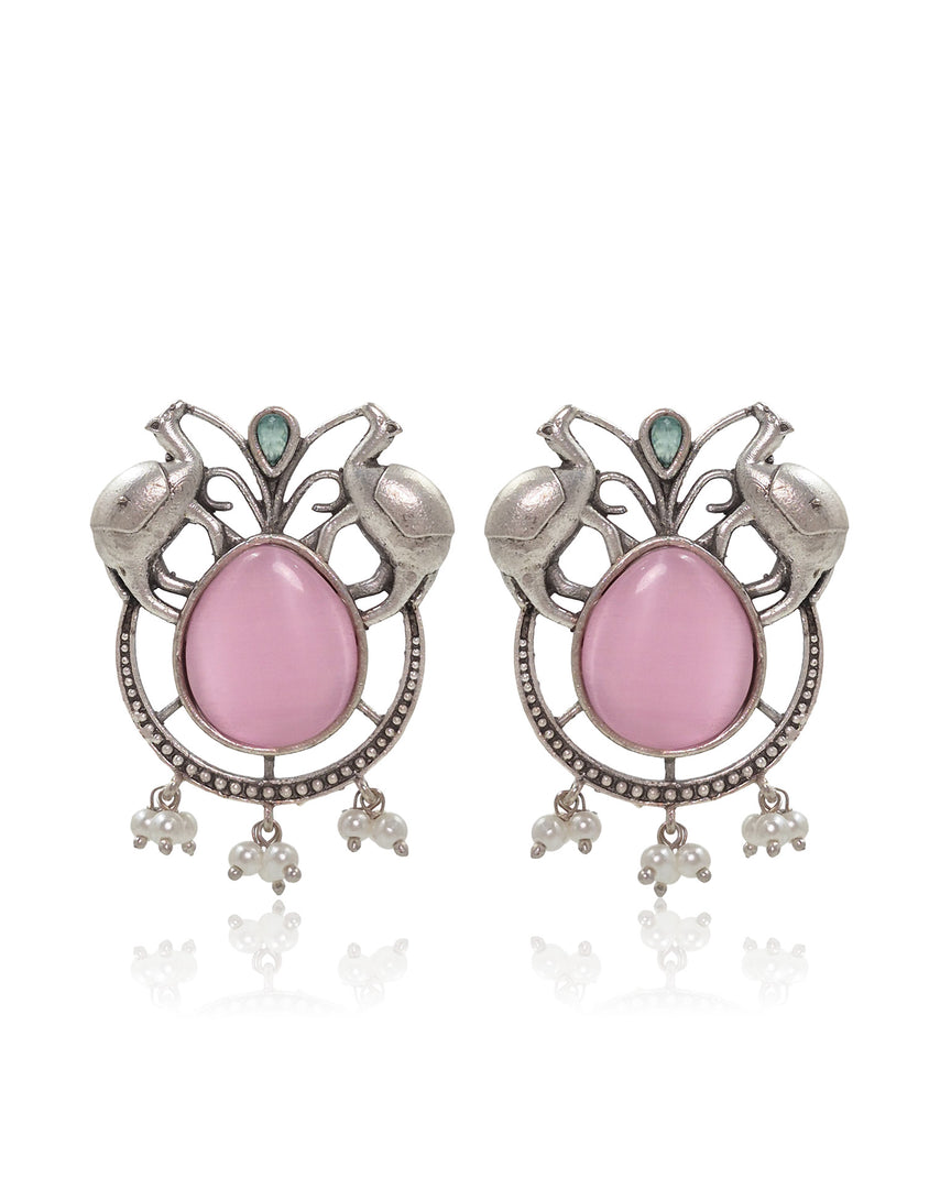 Vamika Stud Earrings