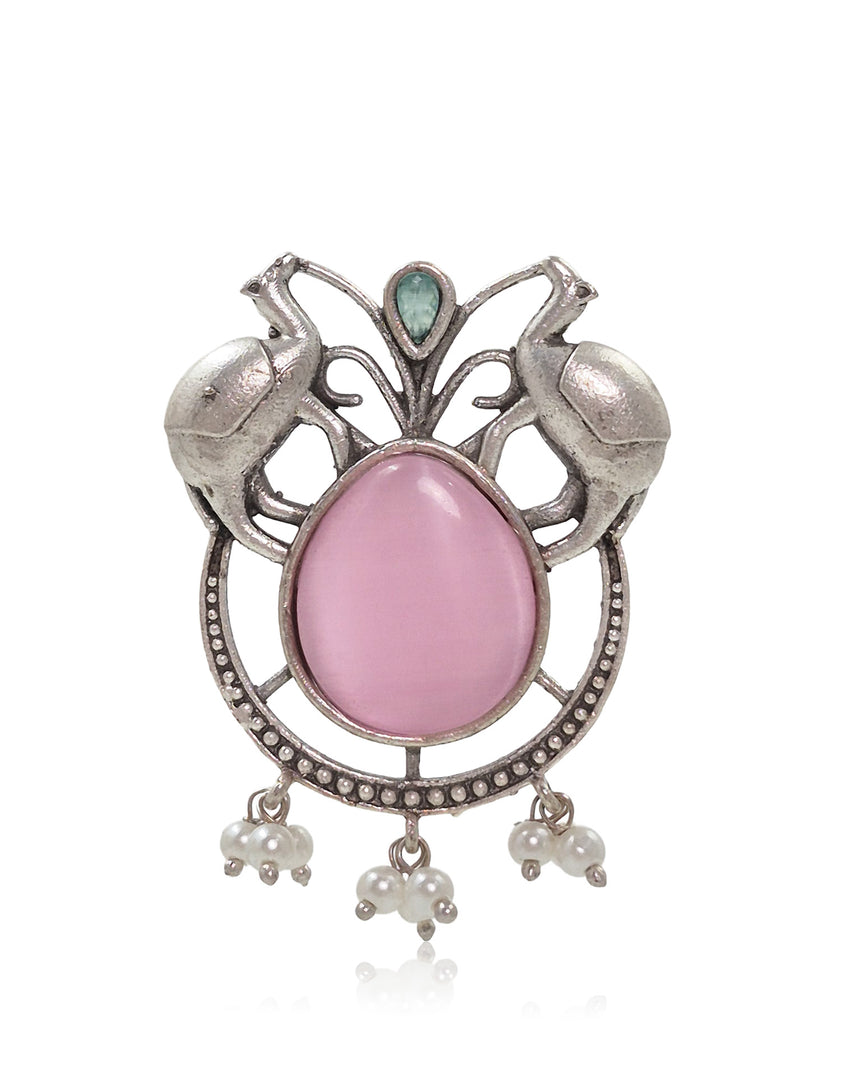 Vamika Stud Earrings