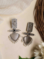 Load image into Gallery viewer, Damini Dangler Stone Earrings