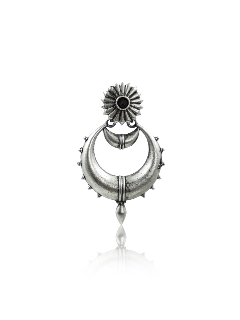 Keshvi Stud Stone Earrings