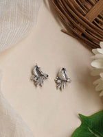 Load image into Gallery viewer, Prachi Stud Stone Earrings