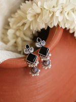 Load image into Gallery viewer, Rutvi Jhumka Stone Earrings
