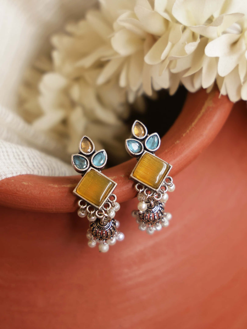 Rutvi Jhumka Stone Earrings