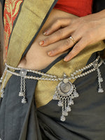 Load image into Gallery viewer, JHUMKI AND PENDANT WAISTBELT
