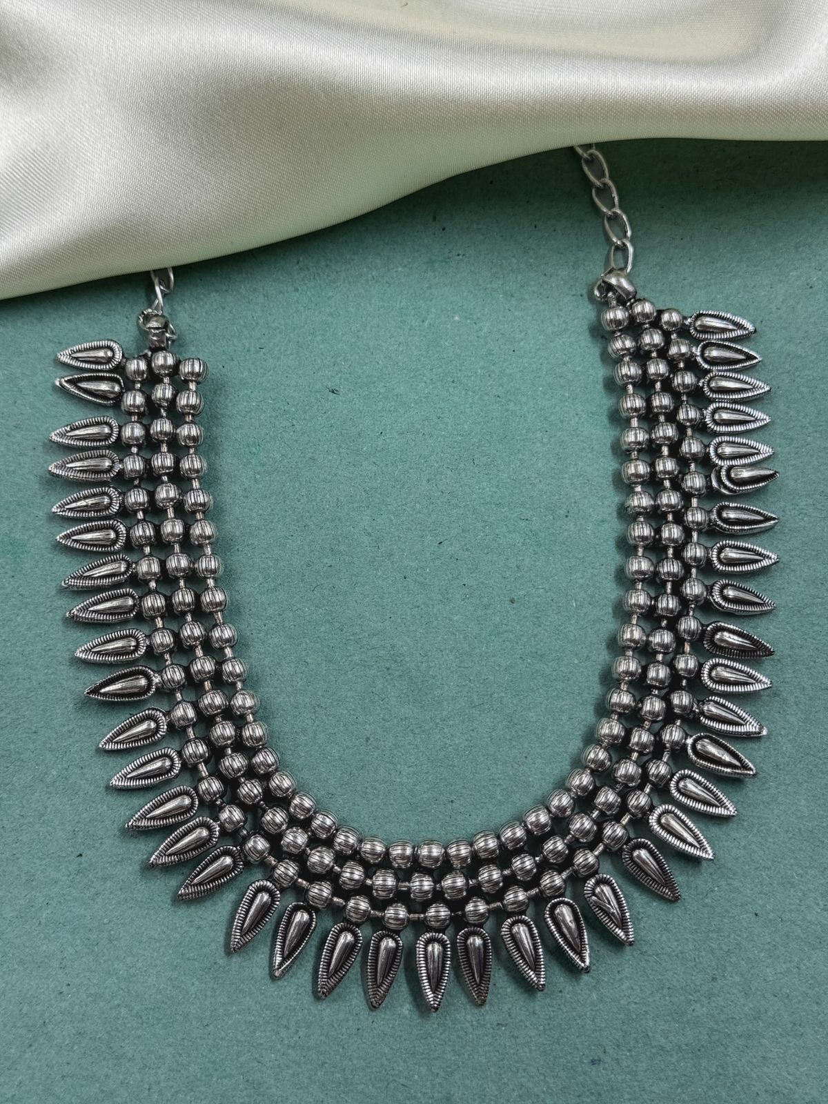 OXIDISED BRASS THREE LINE SHORT NECKLACE