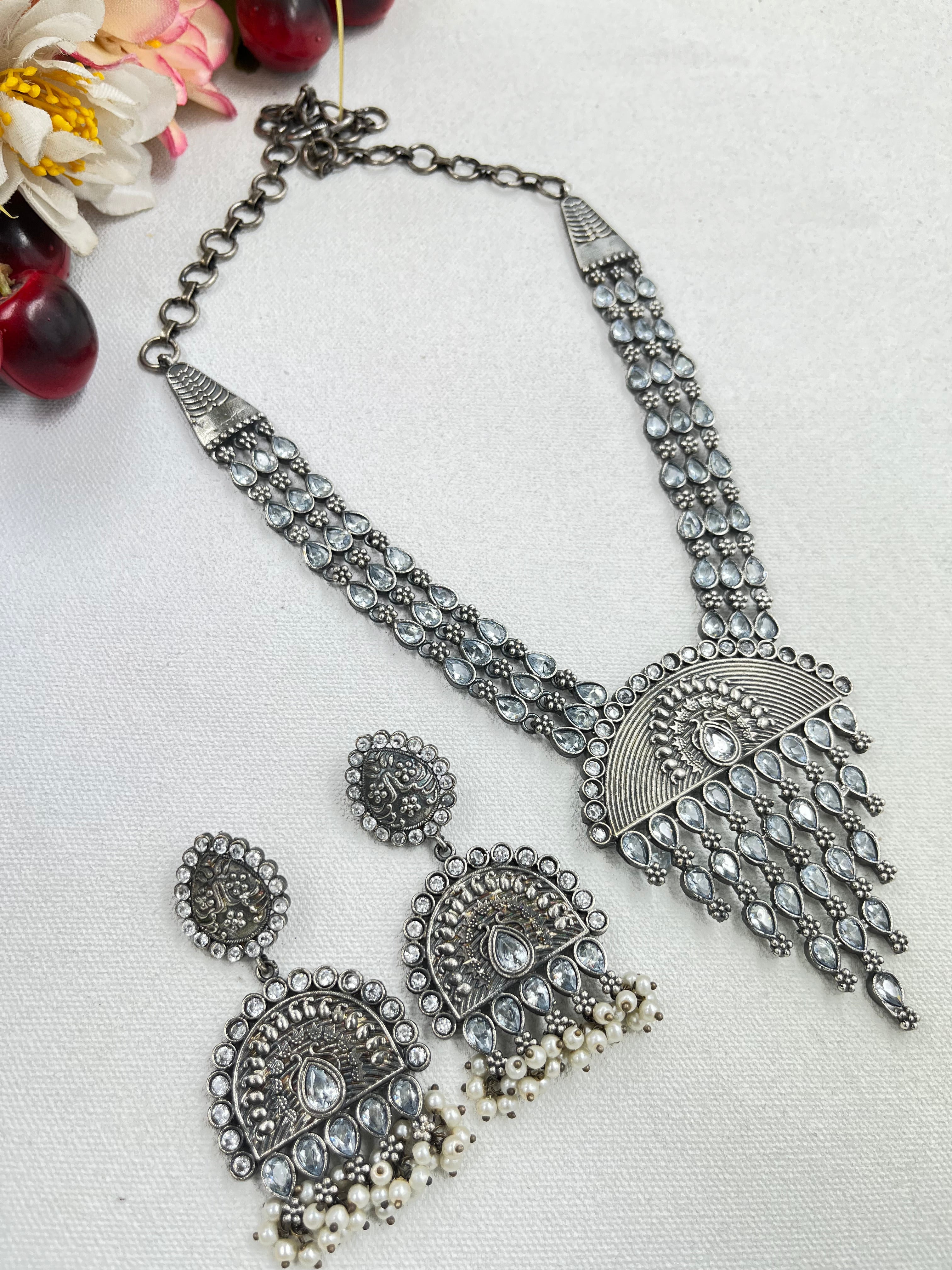 DESIGNER STONE LONG JEWELRY SET