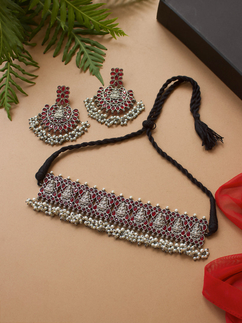 Nidhi Stone Necklace Set