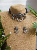 Load image into Gallery viewer, Alora Stone Necklace Set