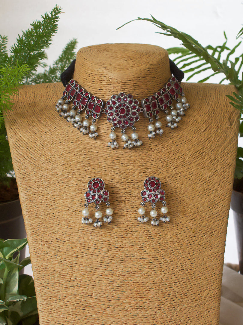 Harini Stone Necklace Set