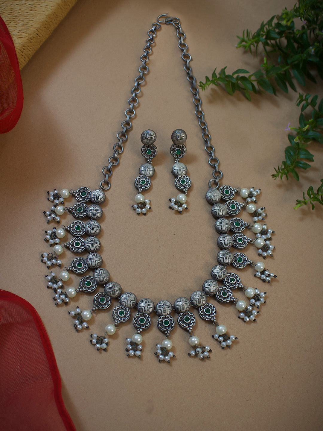 SILVER LOOKALIKE STONE NECKLACE SET