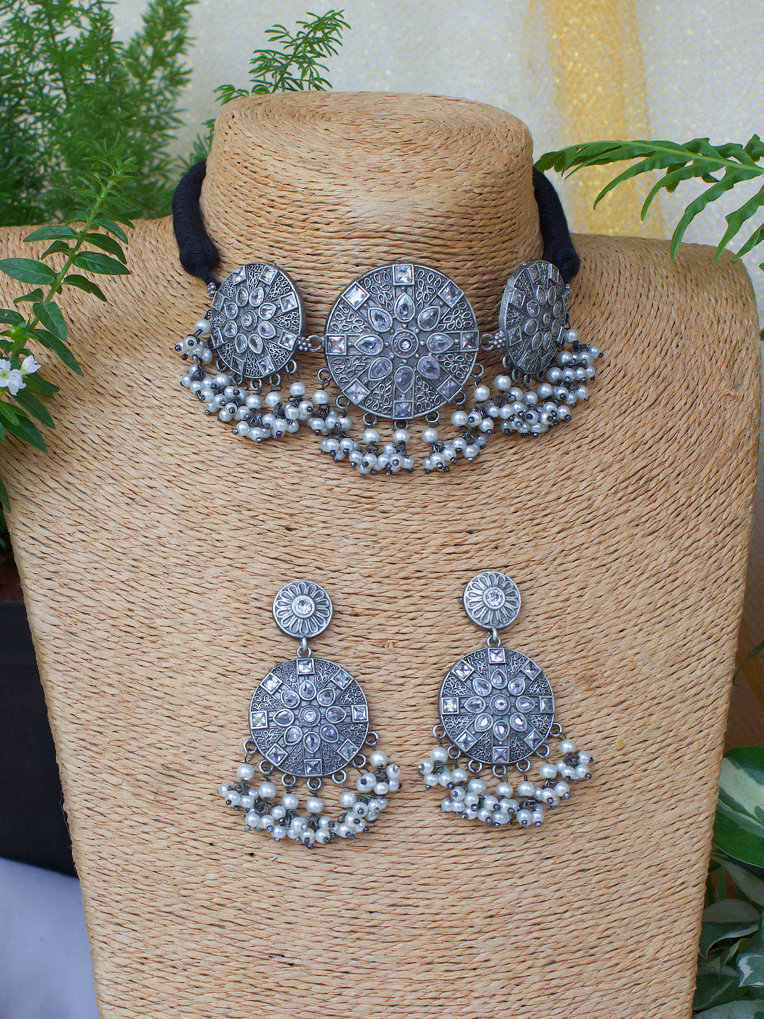 SILVER LOOKALIKE STONE NECKLACE SET